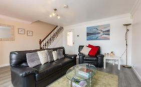 Hullidays East Modern Detached 3 Bed House